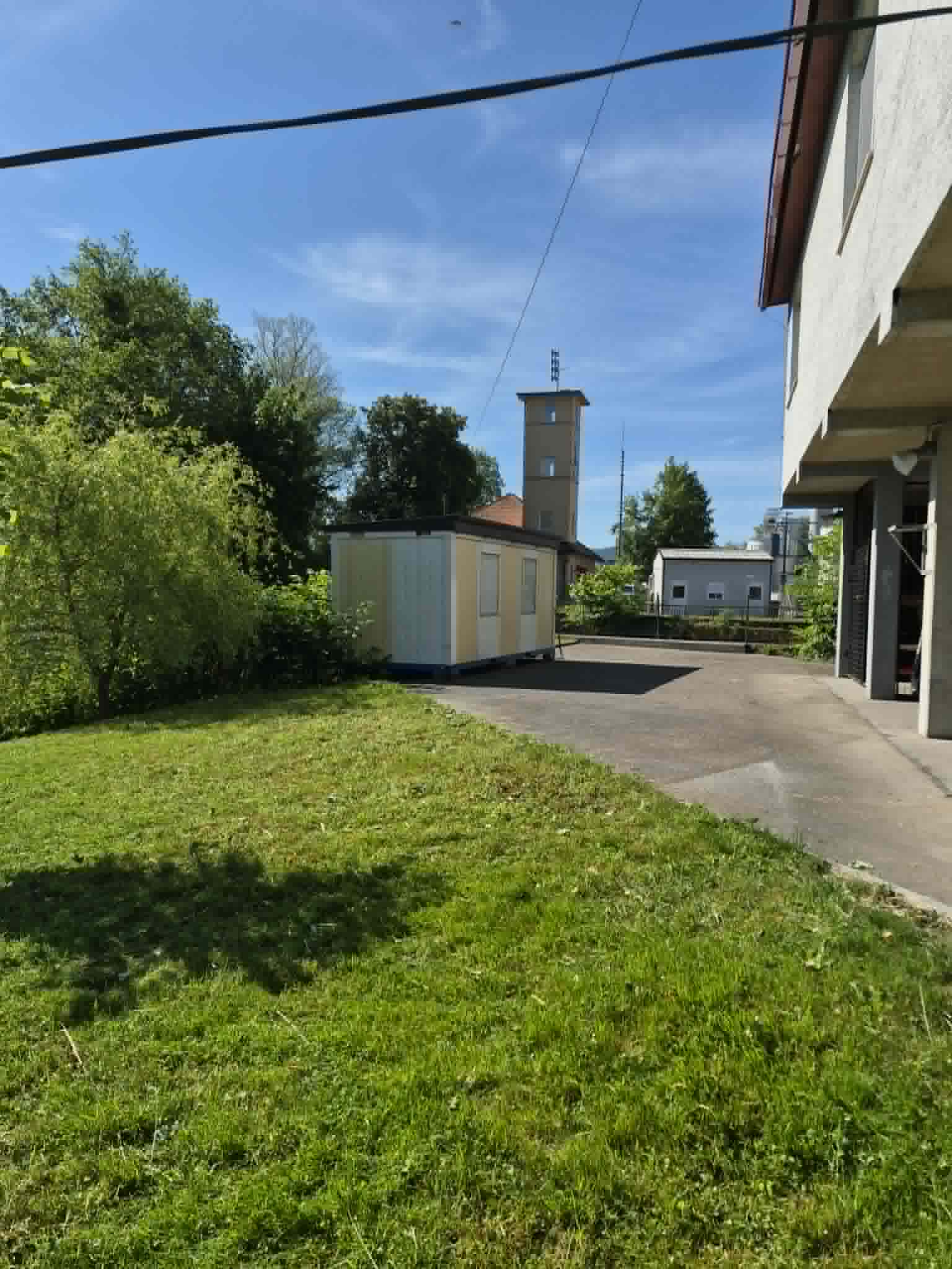 Lokacija ob reki
